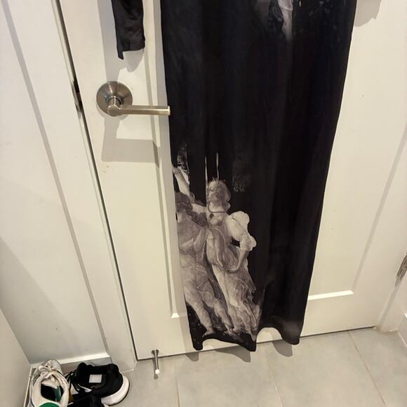 NWT Alice + Olivia Delora Renaissance Fresco Dress Sz 4 - Picture 4 of 13